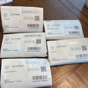 Swarovski Xilion 4mm Beads